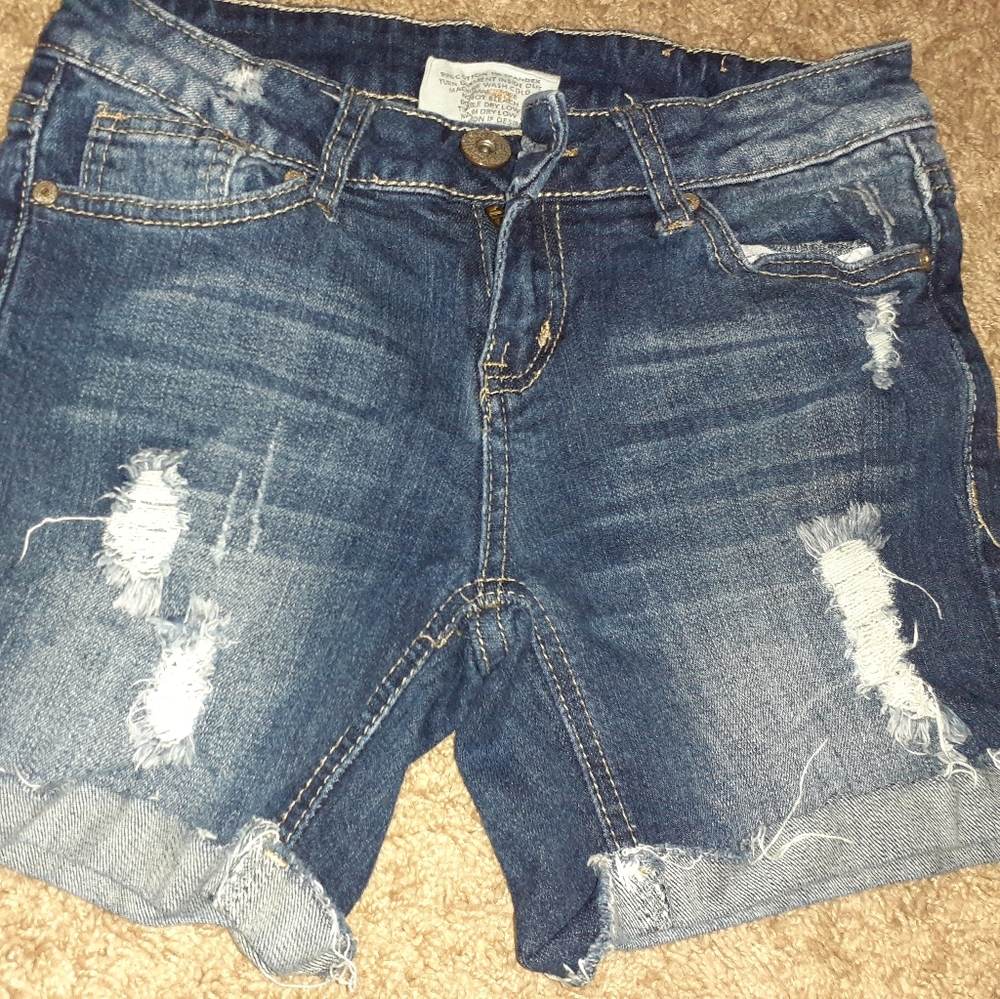 Knee high Shorts